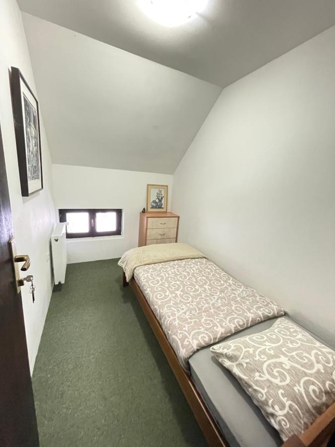 Underwoods Zabljak Guesthouse Bagian luar foto