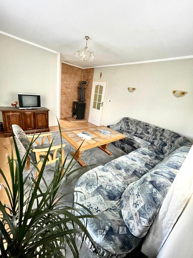 Underwoods Zabljak Guesthouse Bagian luar foto